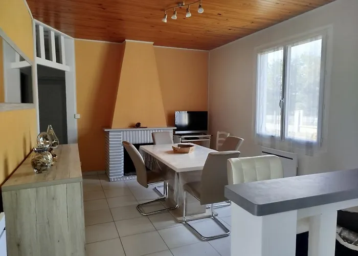 بيت للعطل Maison De A